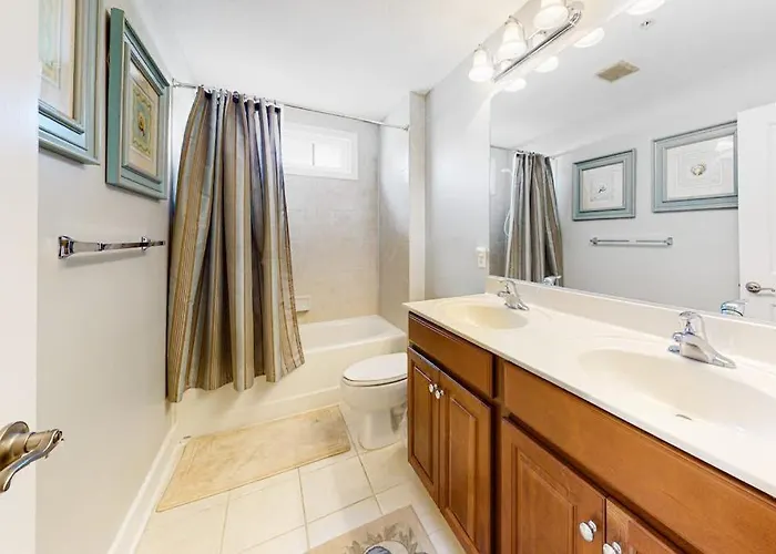 Holiday home 13009 Bowline Ln 1 *